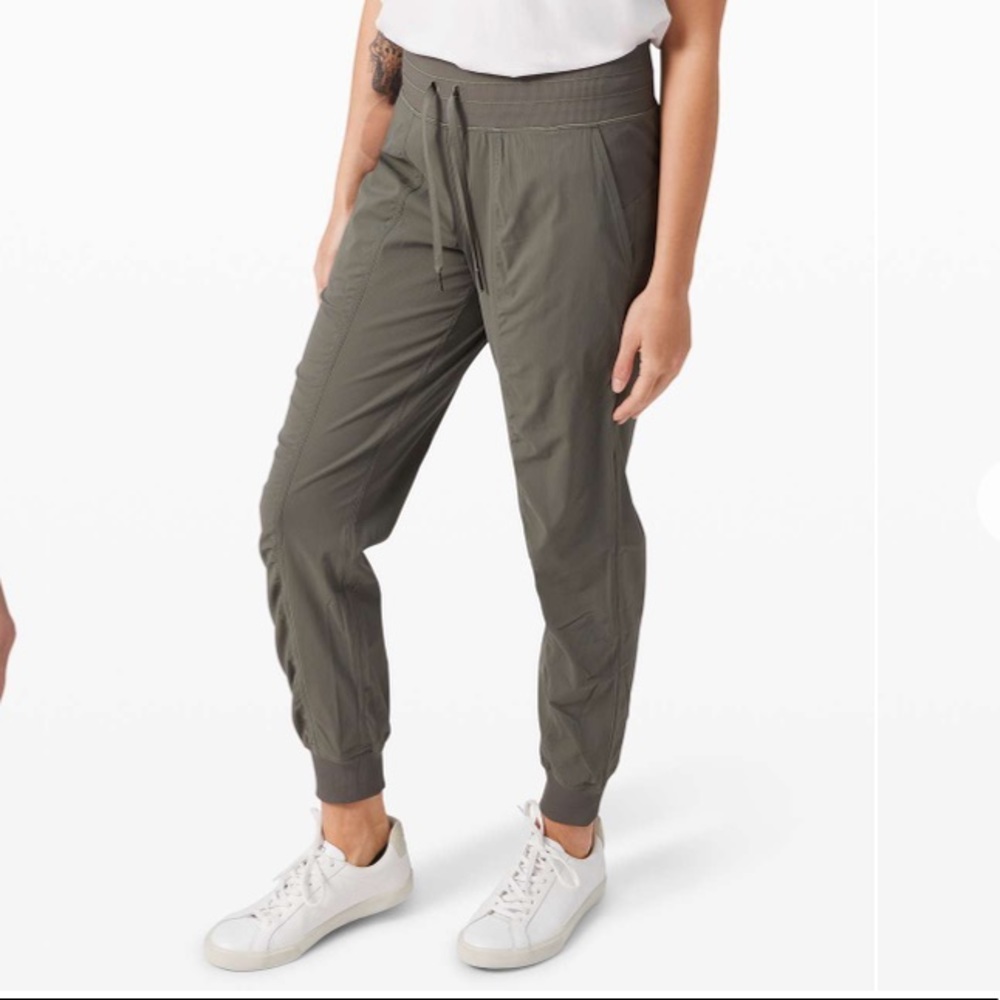 Lululemon Dance Studio Jogger 6 Grey Sage